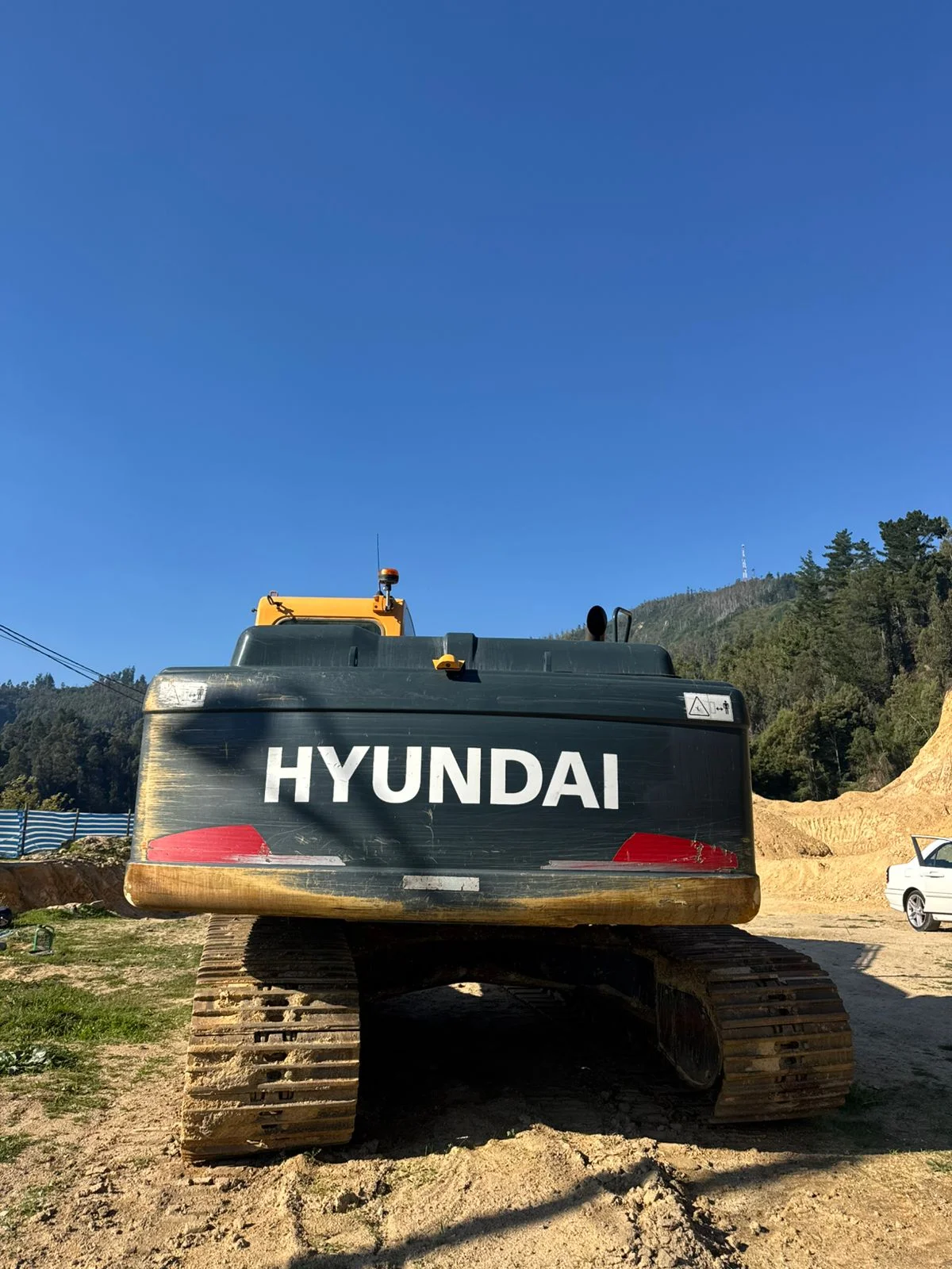 2022 Hyundai 220 - 2