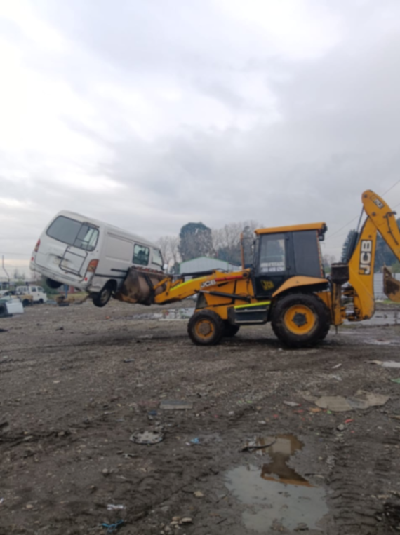 JCB - 2