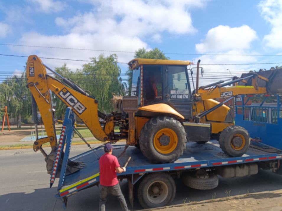 JCB - 8